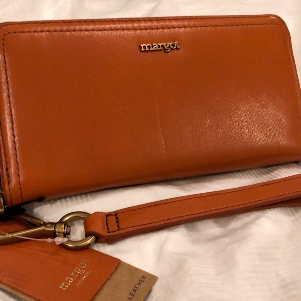 MARGOT ANNA LEATHER ZIP AROUND WALLET/WRISTLET in Burnt Orange NWT